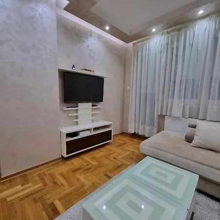 Bulevar Delux Apartment